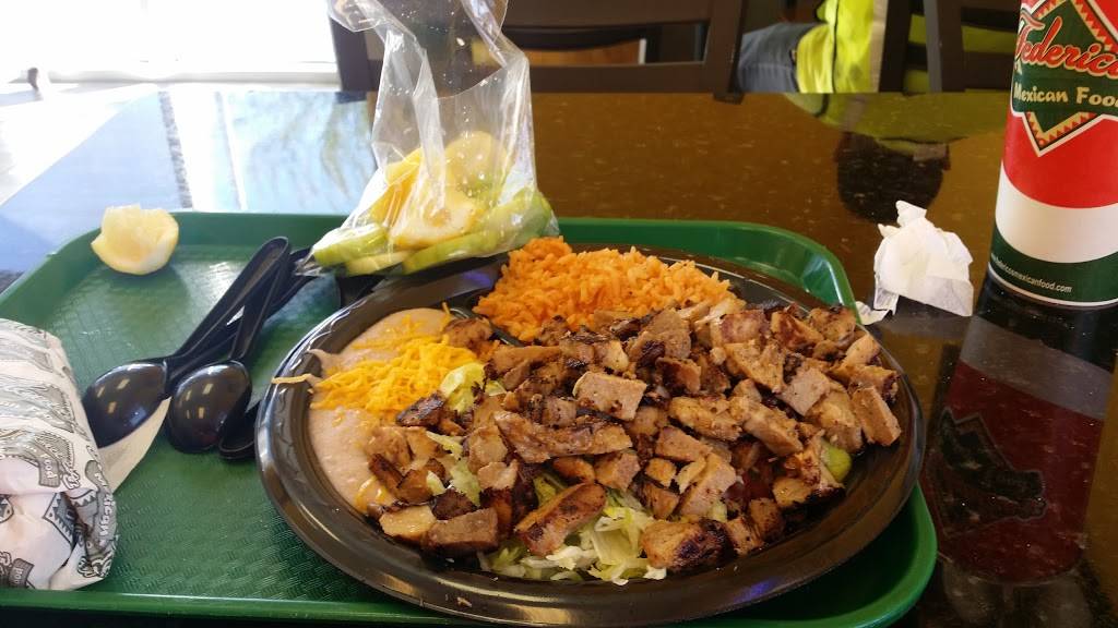 Federico’s Mexican Food | restaurant | 12100 N Dysart Rd #100, Surprise, AZ 85379, USA | 6235564821 OR +1 623-556-4821