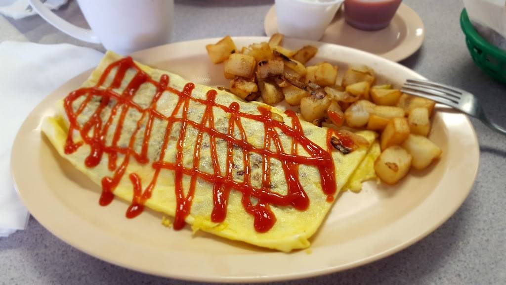 4 Corners Diner | restaurant | 100 E Fort Macon Rd, Atlantic Beach, NC 28512, USA | 2522408855 OR +1 252-240-8855