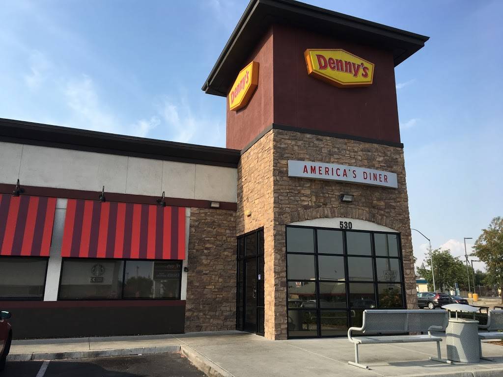 Dennys | restaurant | 530 S Clovis Ave, Fresno, CA 93727, USA | 5592528700 OR +1 559-252-8700