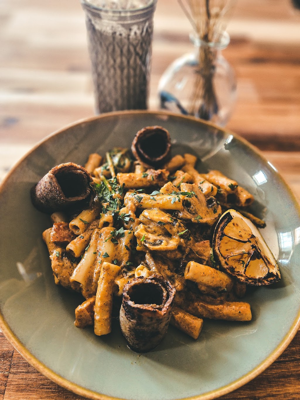 Oso Spanish & Mediterranean Inspired Cuisine | restaurant | 200 E Main St, Silverton, OR 97381, USA | 5038746882 OR +1 503-874-6882