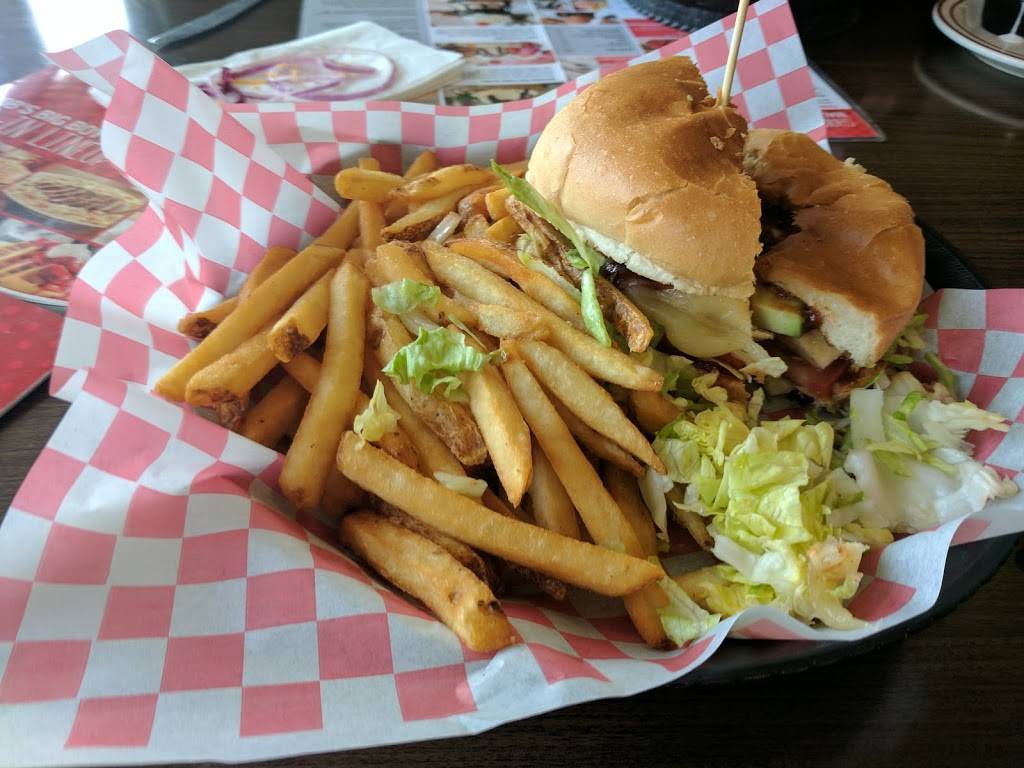 Bobs Big Boy | restaurant | 7447 Firestone Blvd, Downey, CA 90241, USA | 5629282627 OR +1 562-928-2627