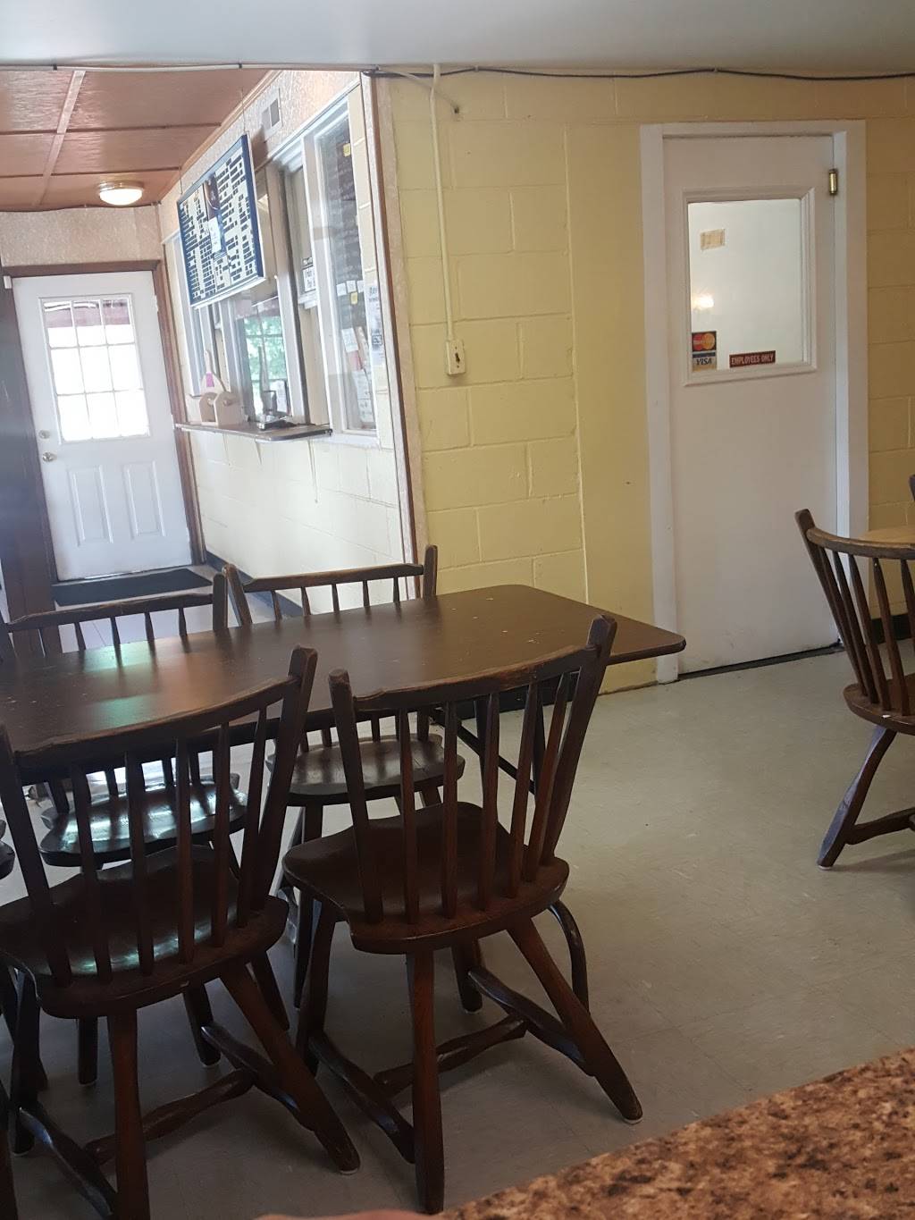 Dairy O Too | restaurant | 20 Landsford Rd, Pageland, SC 29728, USA | 8436723233 OR +1 843-672-3233