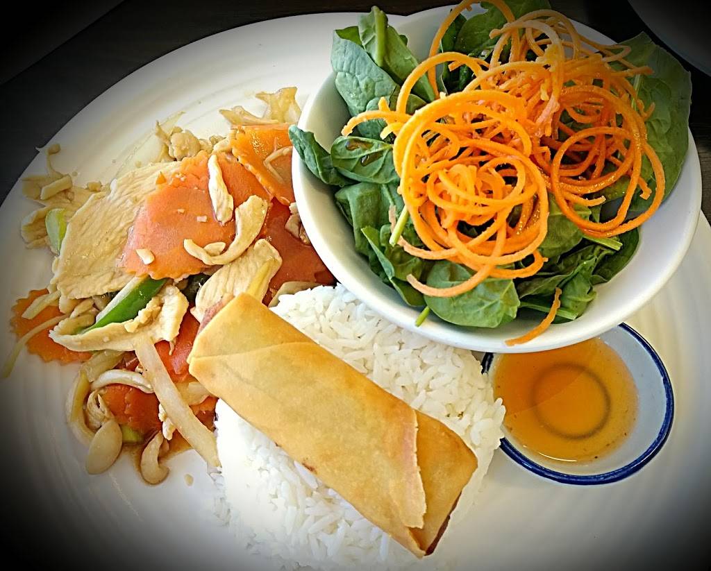 Bangkok Street Food | restaurant | 6300 White Ln Suite F, Bakersfield, CA 93309, USA | 6618858588 OR +1 661-885-8588