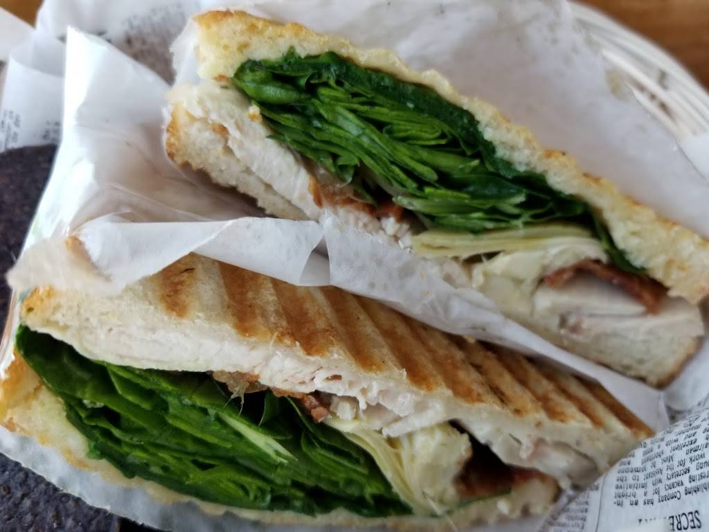 Moose Jackson Cafe | restaurant | 221 E A St #1, Iron Mountain, MI 49801, USA | 9067762233 OR +1 906-776-2233