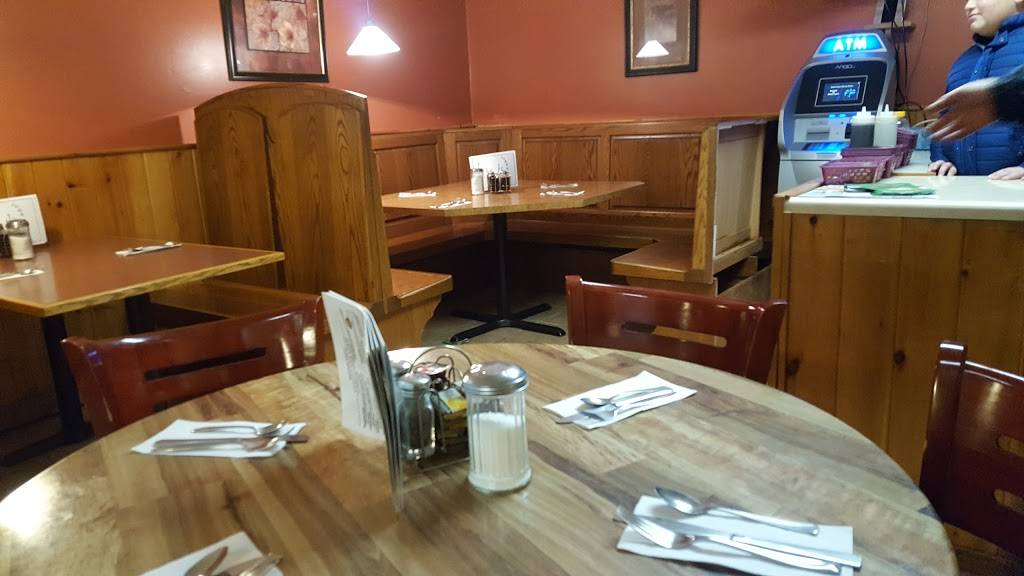 Johns Place | restaurant | 7450 Walker Rd, Oldcastle, ON N0R 1L0, Canada | 5197376773 OR +1 519-737-6773