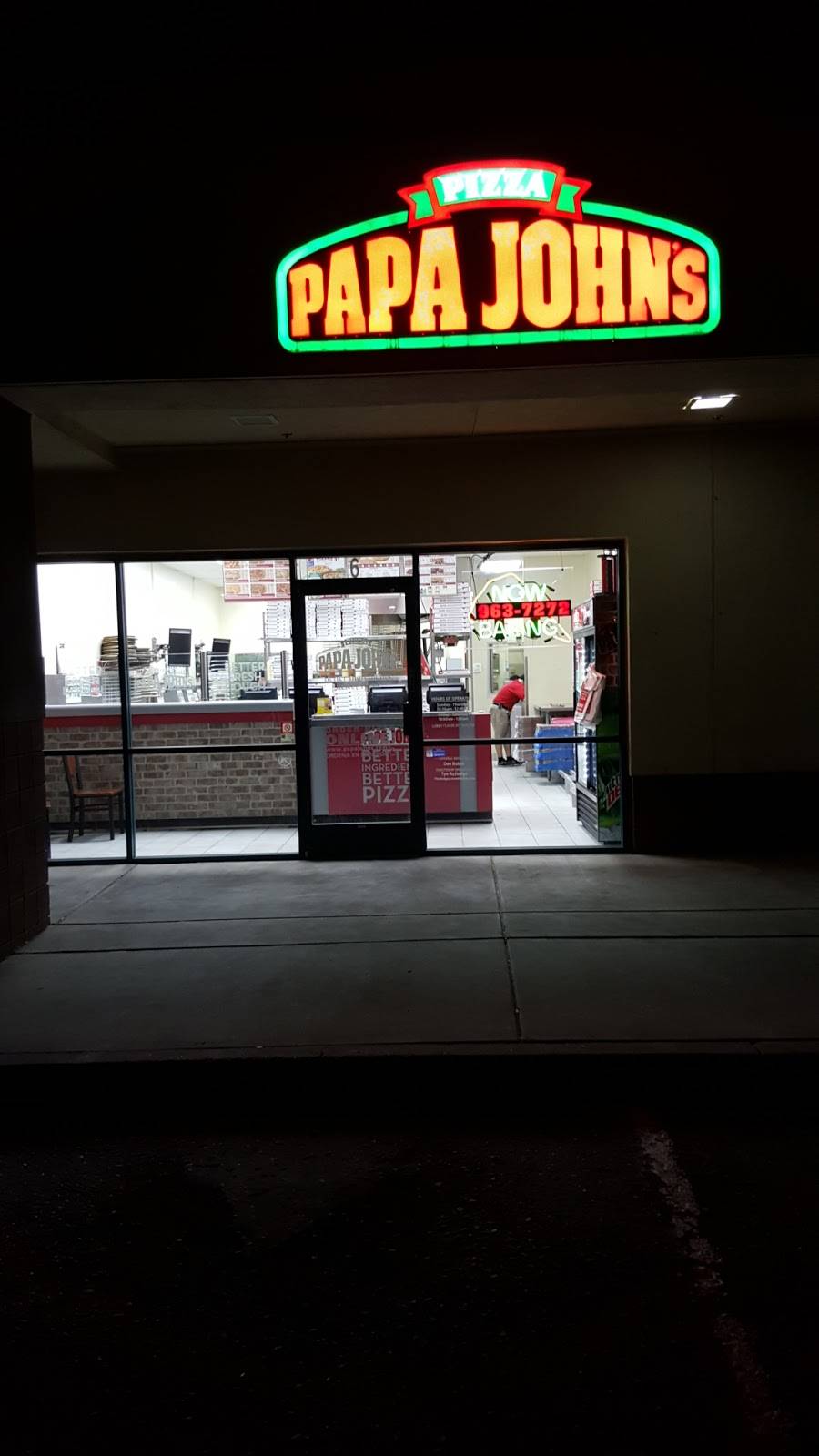 Papa Johns Pizza | restaurant | 1100 N Alma School Rd, Chandler, AZ 85224, USA | 4809637272 OR +1 480-963-7272