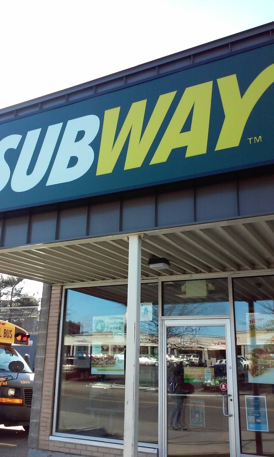 Subway | restaurant | 44 State St, Lynn, MA 01901, USA | 7815953333 OR +1 781-595-3333