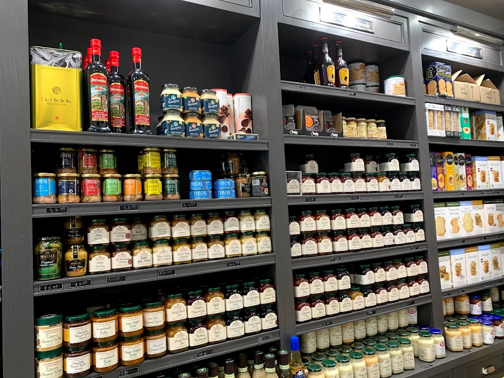 Mr. Vinos Cucina | restaurant | 7103 Austin St, Queens, NY 11375, USA | 7185758466 OR +1 718-575-8466