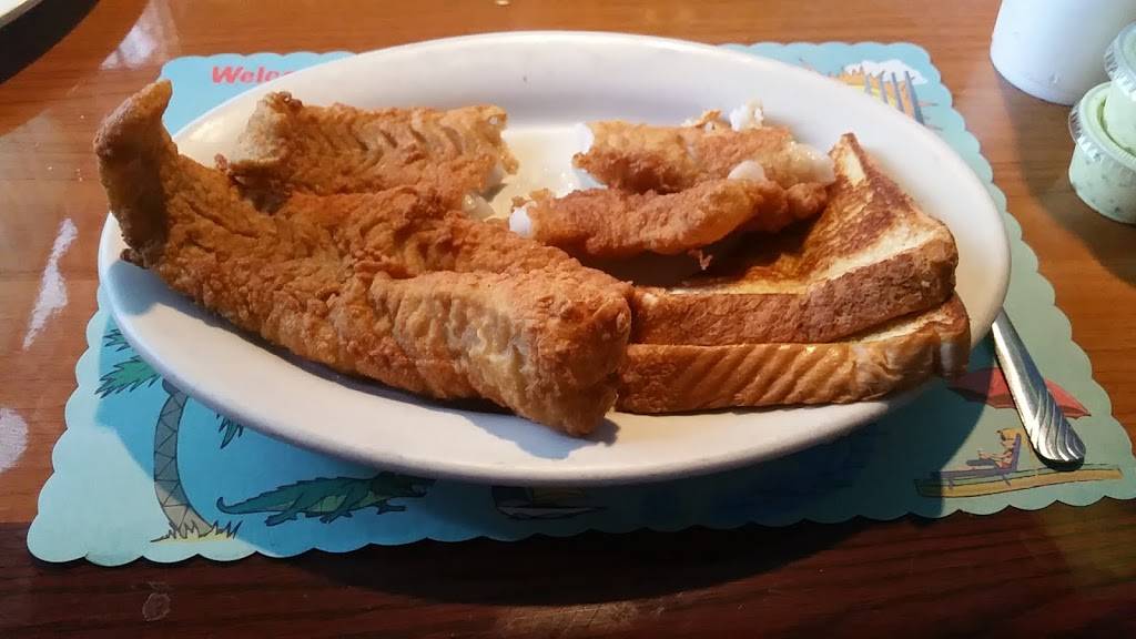 A & A Restaurant | restaurant | 736 E Hathaway Ave, Bronson, FL 32621, USA | 3524864126 OR +1 352-486-4126