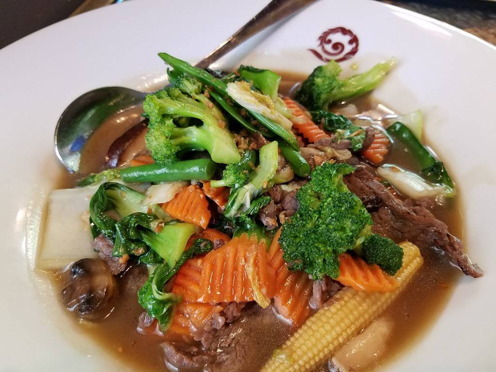 Thai Pavilion | restaurant | 151 American Way, Oxon Hill, MD 20745, USA | 3017492022 OR +1 301-749-2022