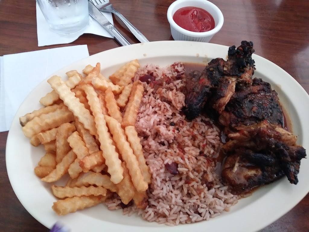 Jamaica Gates | restaurant | 1020 W Arkansas Ln, Arlington, TX 76013, USA | 8177952600 OR +1 817-795-2600