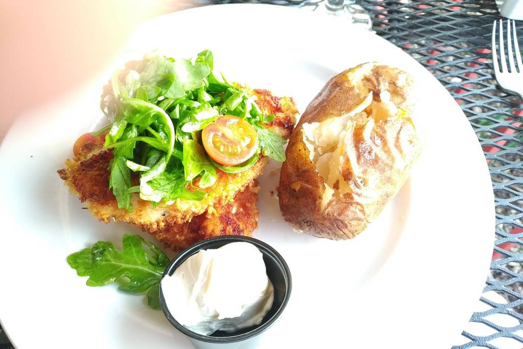 Real Seafood Company Toledo | restaurant | 22 Main St, Toledo, OH 43605, USA | 4196974400 OR +1 419-697-4400