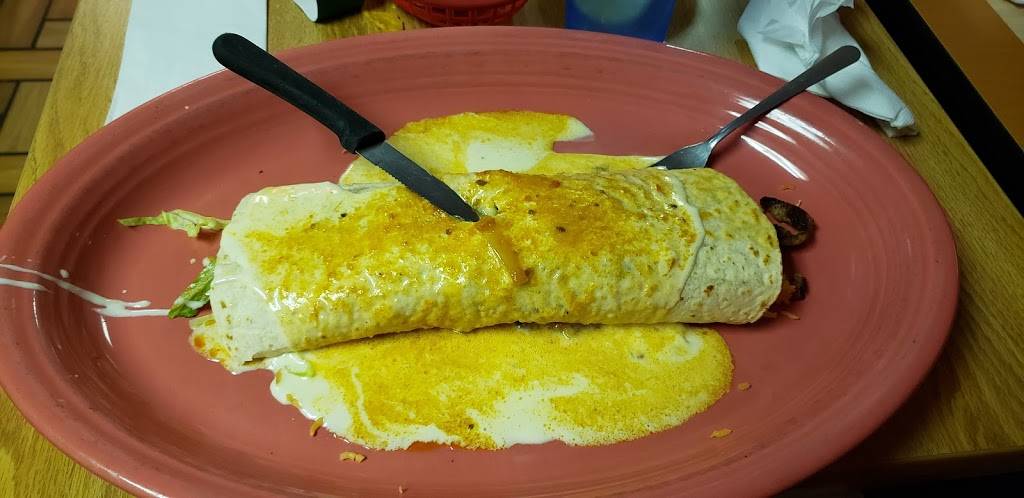 Que Pasa Authentic Mexican Restaurant In Minerva | restaurant | 101 N Market St, Minerva, OH 44657, USA | 3308682221 OR +1 330-868-2221