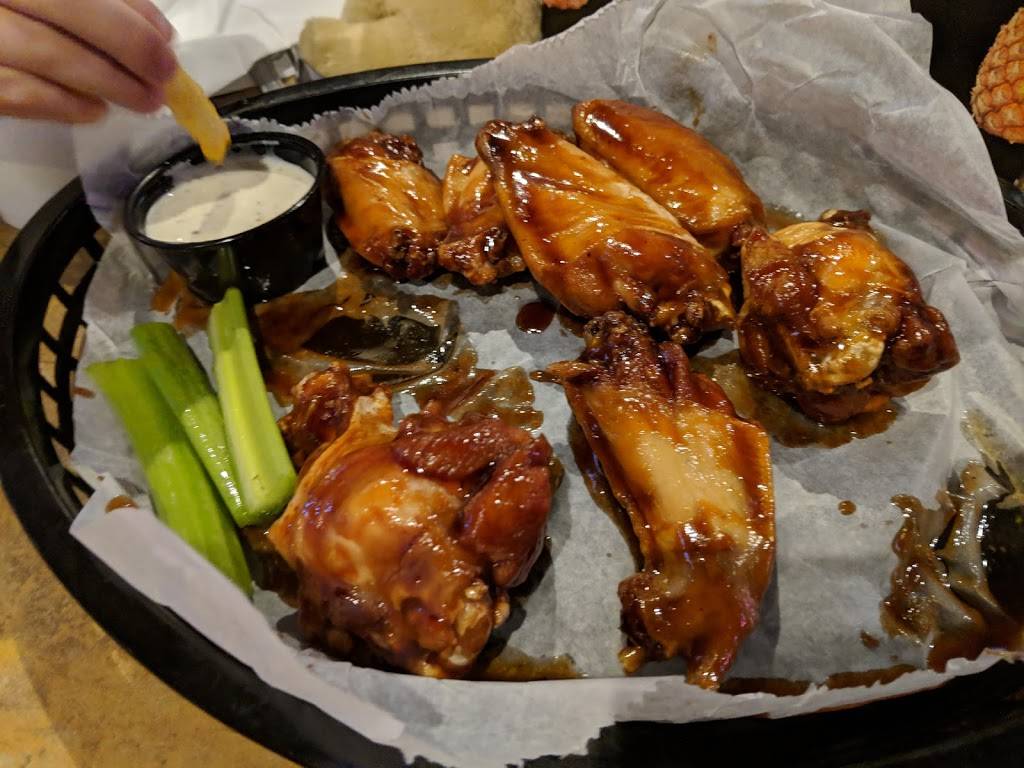 Longnecks Sports Grill | restaurant | 2141 N Bend Rd, Hebron, KY 41048, USA | 8598694448 OR +1 859-869-4448