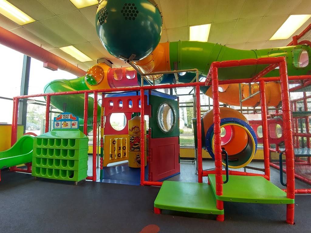 McDonalds | cafe | 1375 N Shoop Ave, Wauseon, OH 43567, USA | 4193376776 OR +1 419-337-6776