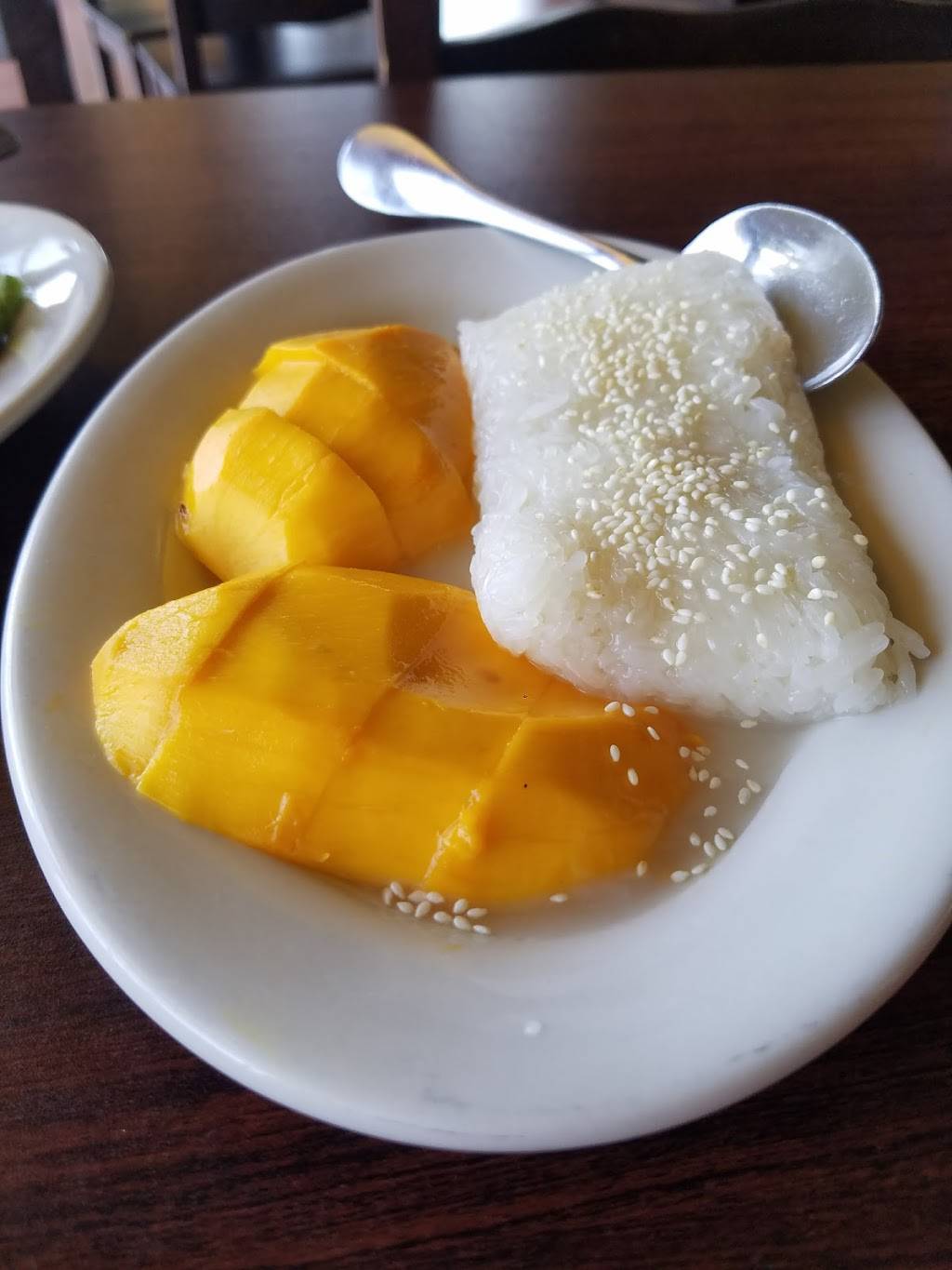 Basiln Lime Authentic Thai Cuisine | restaurant | 3665 S Fort Apache Rd #100, Las Vegas, NV 89147, USA | 7022552581 OR +1 702-255-2581