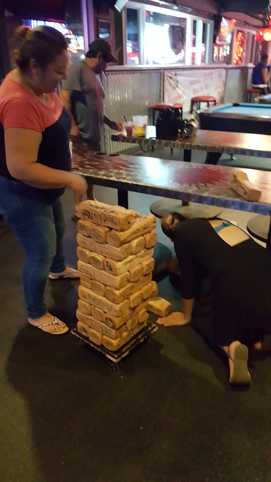 Ugly Dog Sports Cafe | restaurant | 1345 Cortez St, Denver, CO 80221, USA | 3034283600 OR +1 303-428-3600