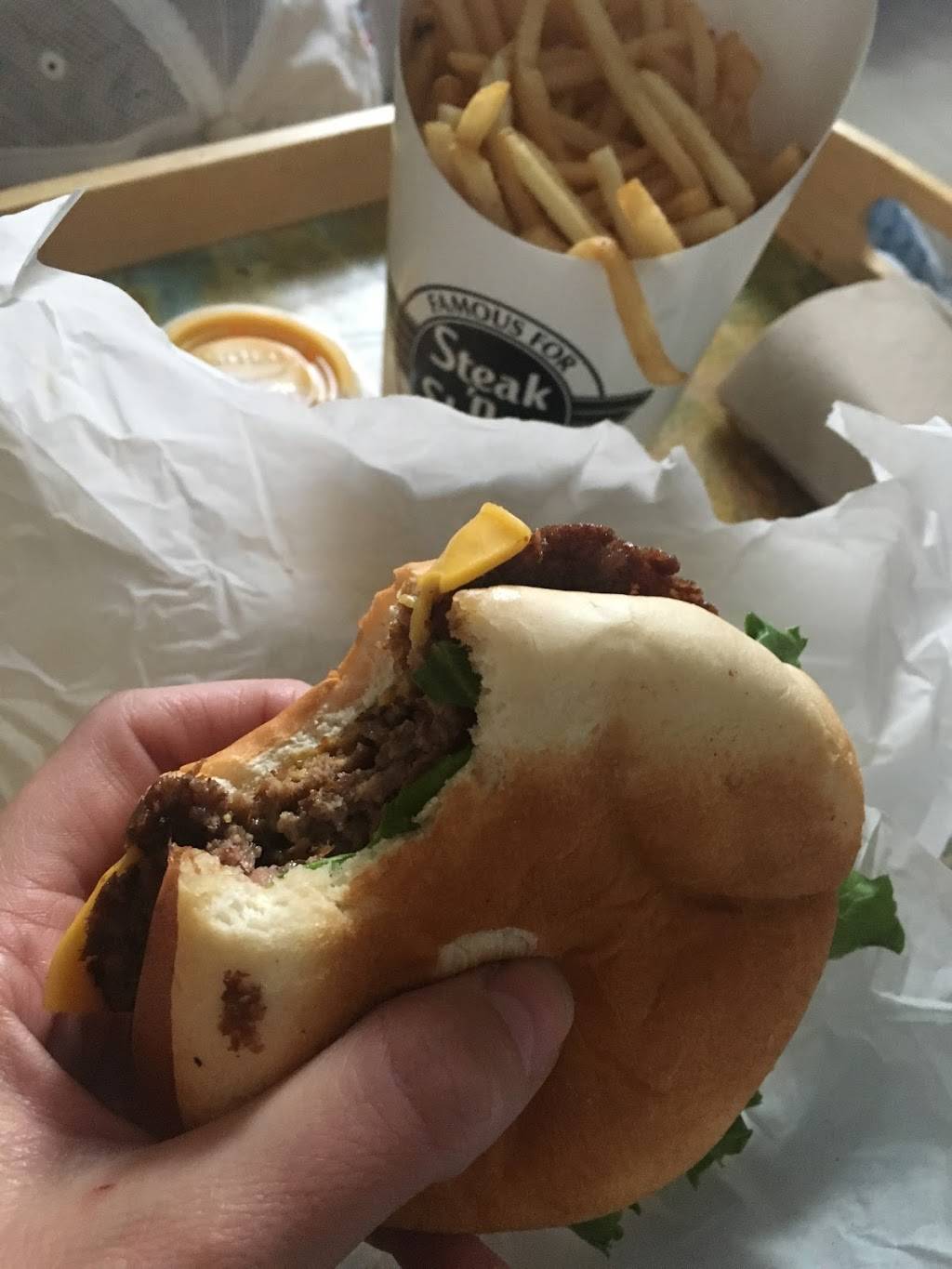 Steak n Shake | restaurant | 5360 N Keystone Ave, Indianapolis, IN 46220, USA | 3172518320 OR +1 317-251-8320