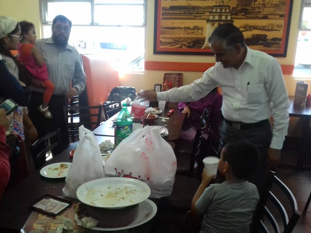 Pollo Asil | restaurant | Boulevard Salvatierra, Salvatierra, Xicotencatlleyva, Tijuana, B.C., Mexico | 016649002004 OR +52 664 900 2004