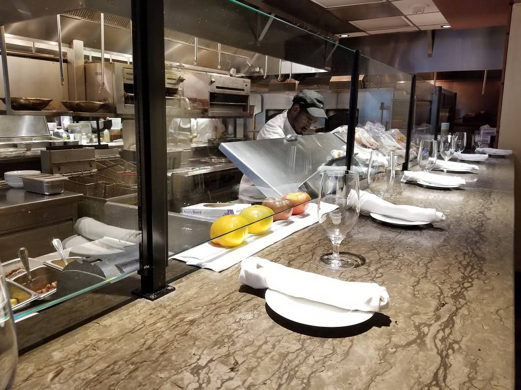 Roosters Wood-fired Kitchen - Uptown | restaurant | 150 N College St, Charlotte, NC 28202, USA | 7043707667 OR +1 704-370-7667