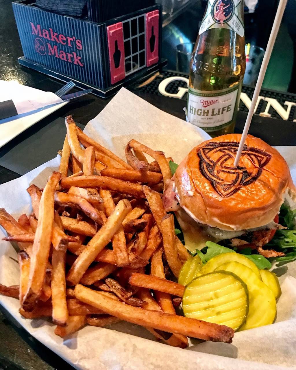 McSwiggans Pub and Restaurant | restaurant | 450 Washington St, Weymouth, MA 02188, USA | 7818122454 OR +1 781-812-2454