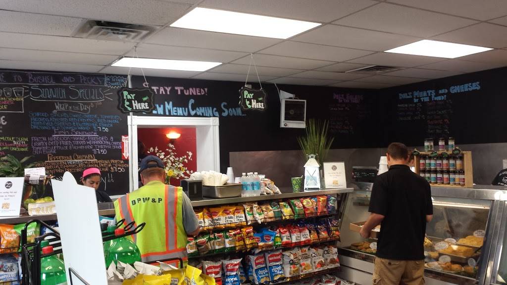 Bushel ‘n Peck | restaurant | 643 Chandler St, Worcester, MA 01602, USA | 5087996305 OR +1 508-799-6305