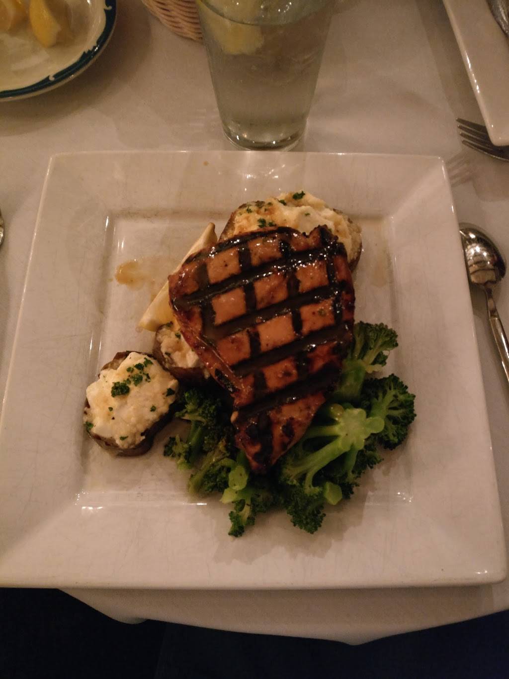 21 at the Frederick | restaurant | 940 4th Ave, Huntington, WV 25701, USA | 3045290222 OR +1 304-529-0222