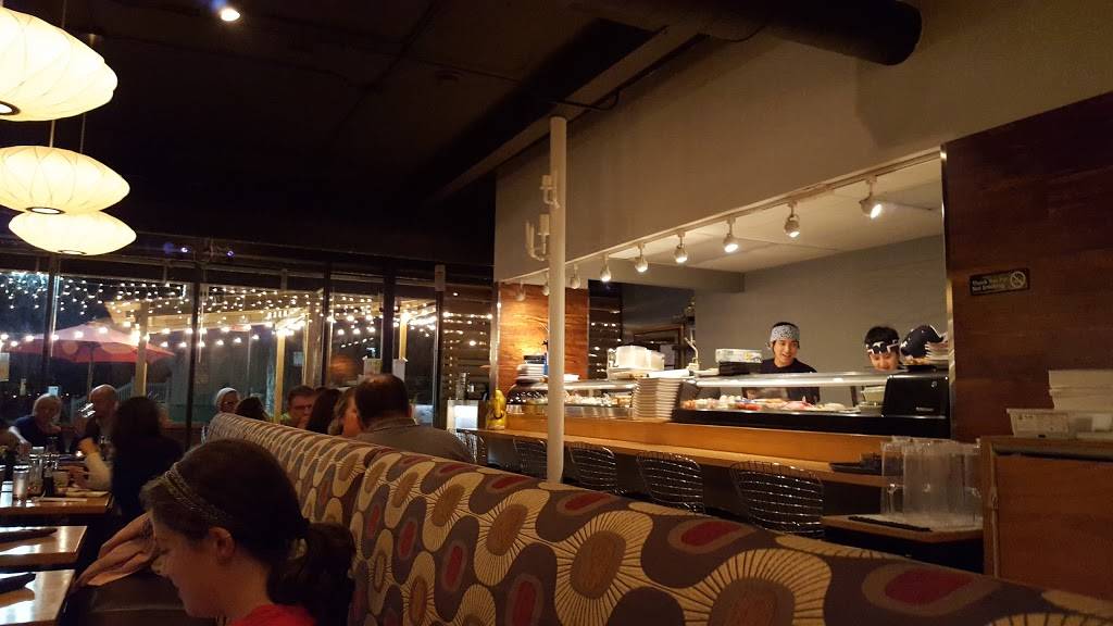 Fin Sushi Bar | restaurant | 1742 W Wilson Ave, Chicago, IL 60640, USA | 7739617452 OR +1 773-961-7452