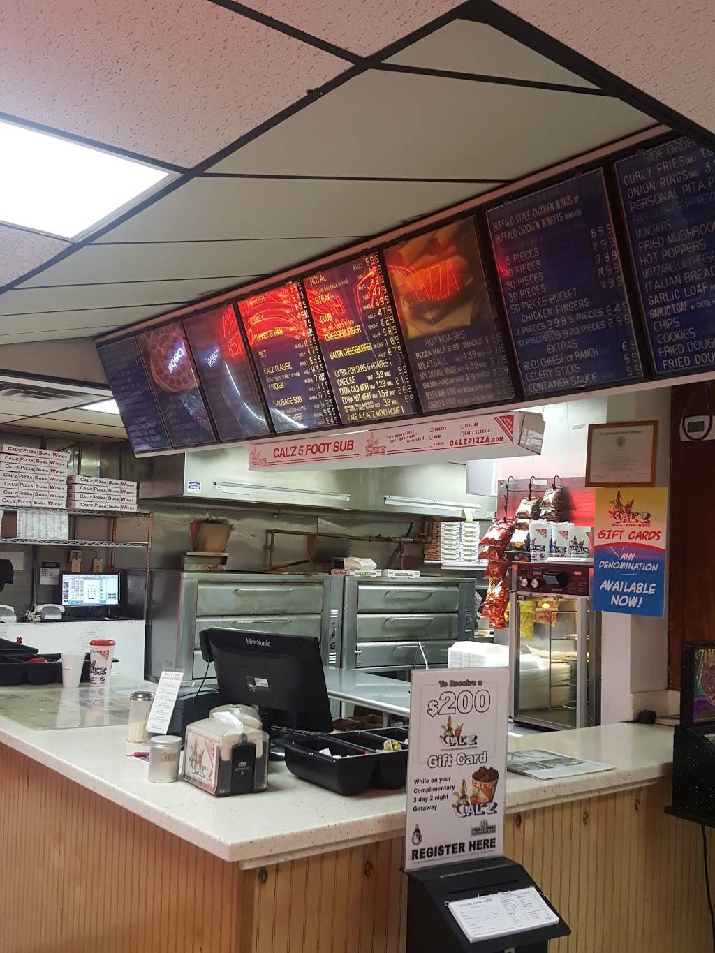 Calz Pizza | restaurant | 3678 Sewells Point Rd, Norfolk, VA 23513, USA | 7578570909 OR +1 757-857-0909