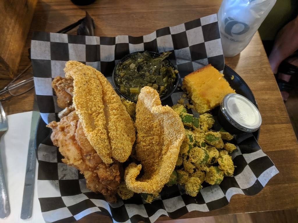 Sugapeach | Chicken & Fish Fry | restaurant | 650 Pacha Pkwy Suite 1, North Liberty, IA 52317, USA | 3198261809 OR +1 319-826-1809