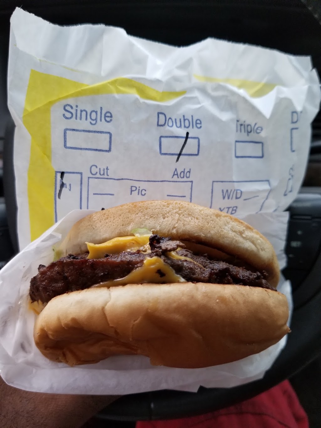 Griffs Hamburgers | restaurant | 815 W California Ave, Ruston, LA 71270, USA | 3182552445 OR +1 318-255-2445