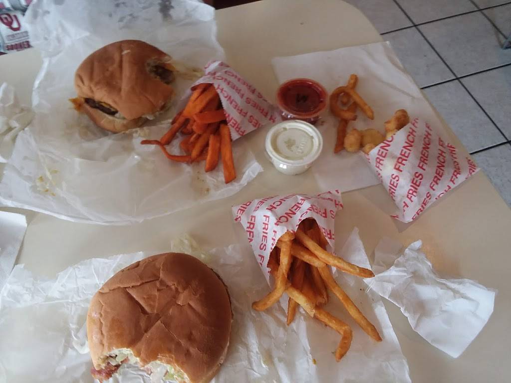 G & J Drive Inn | restaurant | 13914 Florida Blvd, Livingston, LA 70754, USA | 2256867927 OR +1 225-686-7927