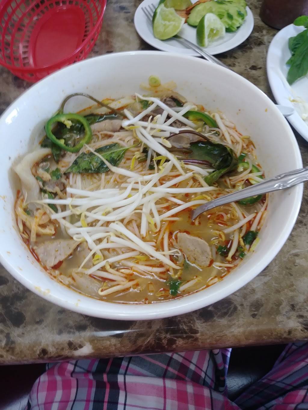 Wok & Pho | restaurant | 1001 Pacific Coast Hwy, Long Beach, CA 90806, USA | 5622471177 OR +1 562-247-1177