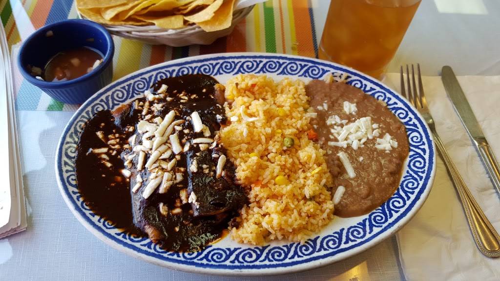 Sarapes Restaurant | restaurant | 95 High St, Enfield, CT 06082, USA | 8607457781 OR +1 860-745-7781