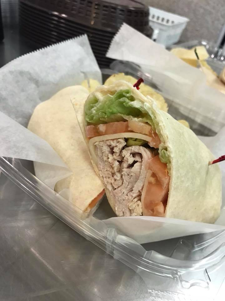 Jarrods Deli & Classic Meals | restaurant | 16 Colls, Farm Road, Jaffrey, NH 03452, USA | 6035329460 OR +1 603-532-9460