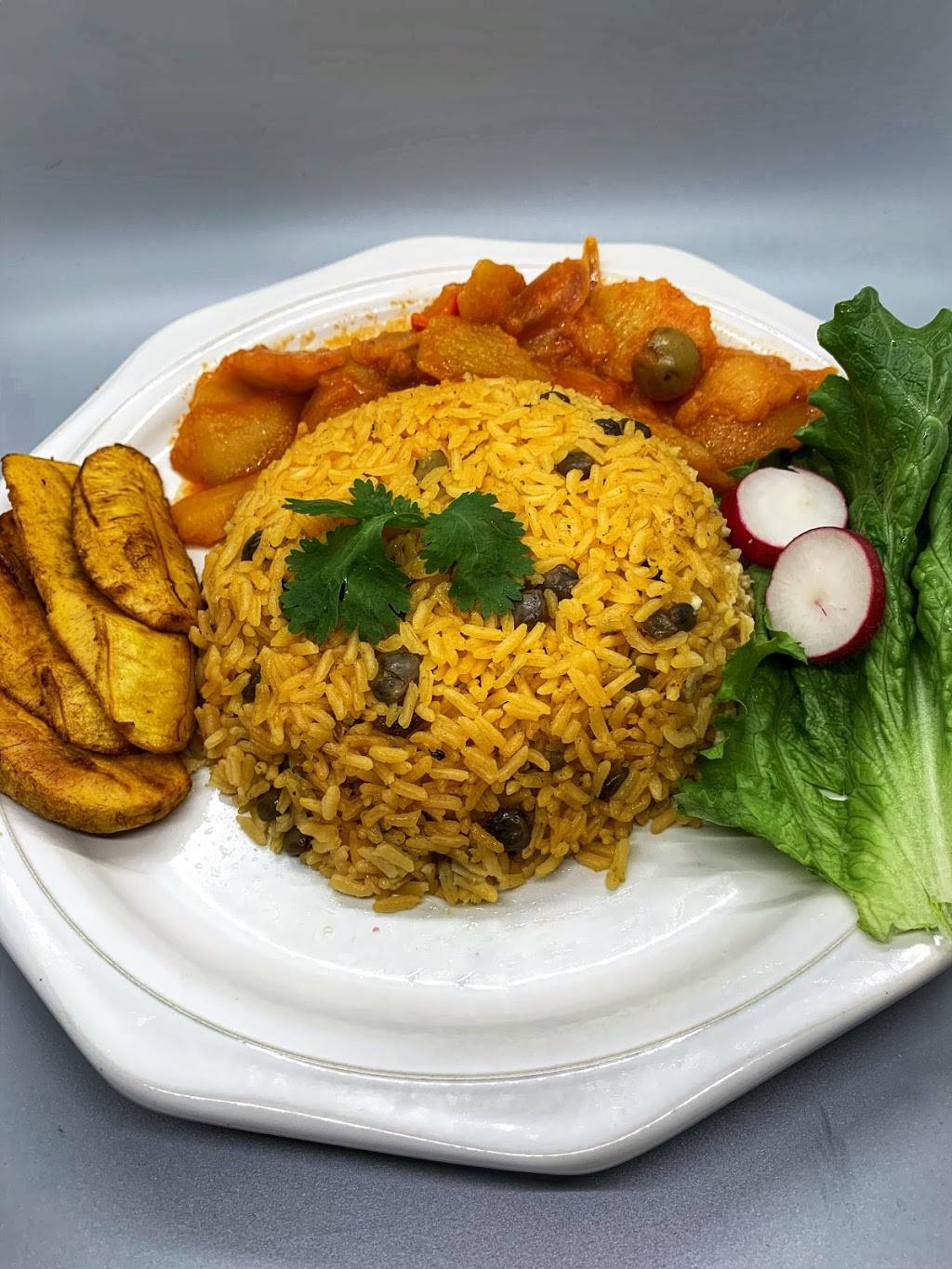 La Taberna Dominicana | restaurant | 212 S Belair Rd Suite 194, Martinez, GA 30907, USA | 7622242182 OR +1 762-224-2182