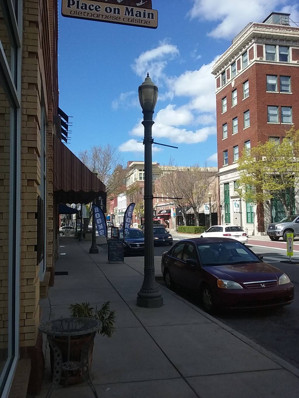 This Place On Main | restaurant | 210 E Main St, Rock Hill, SC 29730, USA | 8033288447 OR +1 803-328-8447