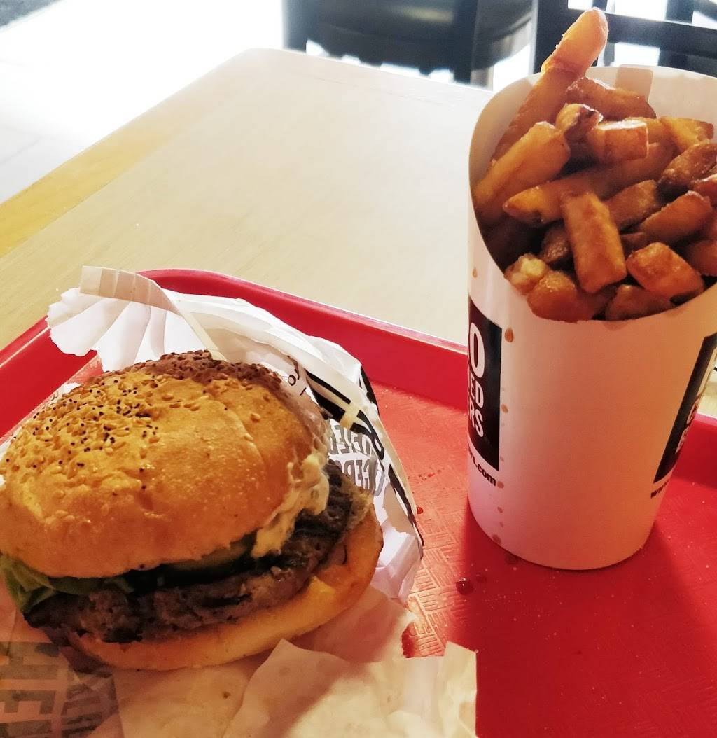 Hero Certified Burgers | restaurant | 9625 Yonge St Unit 7, Richmond Hill, ON L4C 5T2, Canada | 9052375224 OR +1 905-237-5224