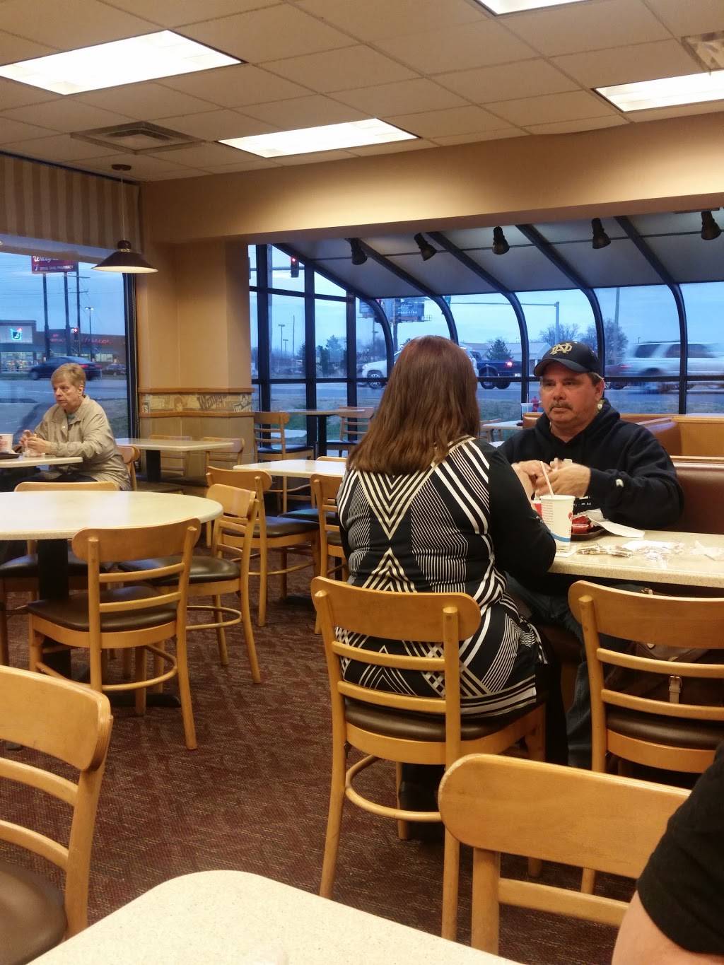 Wendys | restaurant | 1128 N Carbon St, Marion, IL 62959, USA | 6189936565 OR +1 618-993-6565