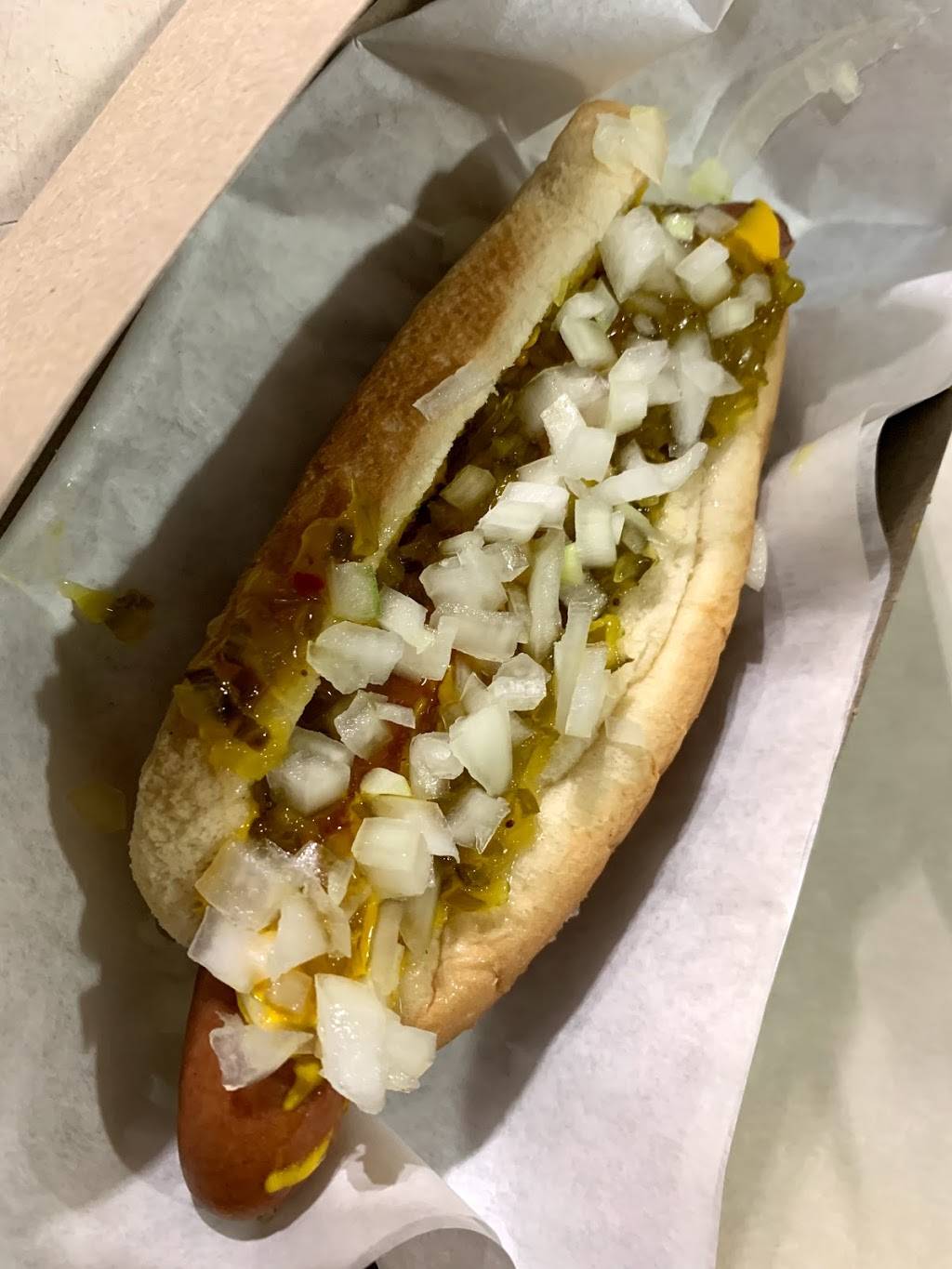 Carneys Restaurant | restaurant | 8351 Sunset Blvd, Los Angeles, CA 90069, USA | 3236548300 OR +1 323-654-8300