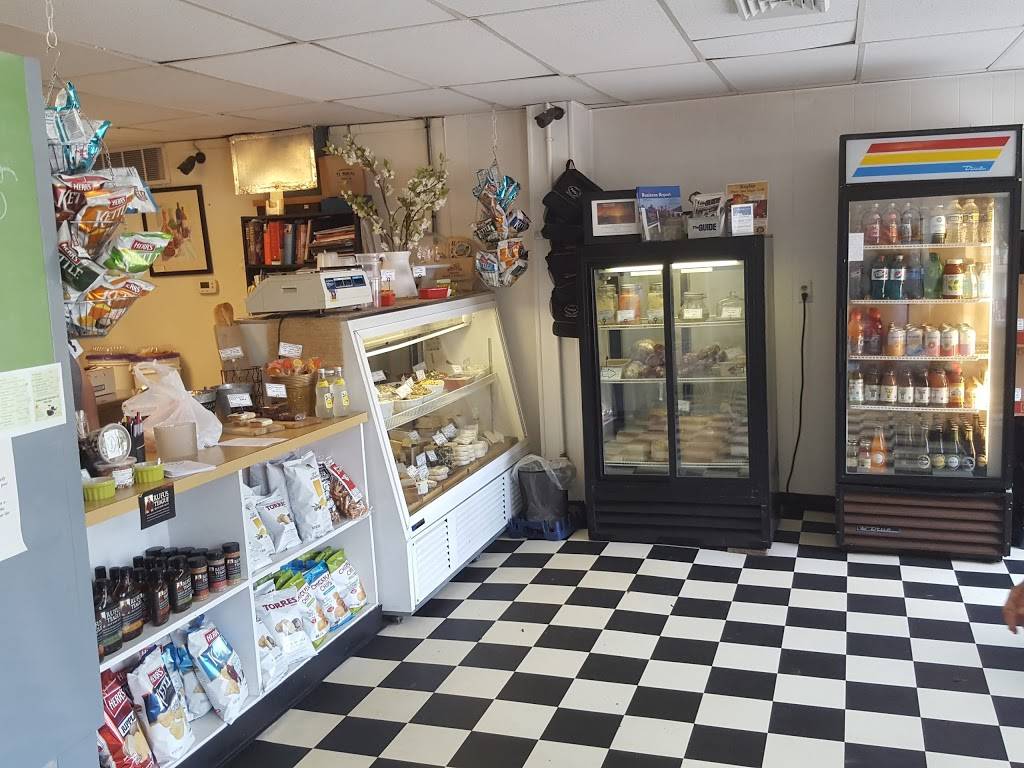 Pattys | restaurant | 517 S Bedford St, Georgetown, DE 19947, USA | 3022538692 OR +1 302-253-8692