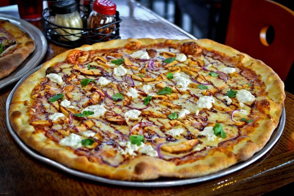 Rockn Dough Pizza & Brewery | restaurant | 3449 Dickerson Pike, Nashville, TN 37207, USA | 6293330404 OR +1 629-333-0404
