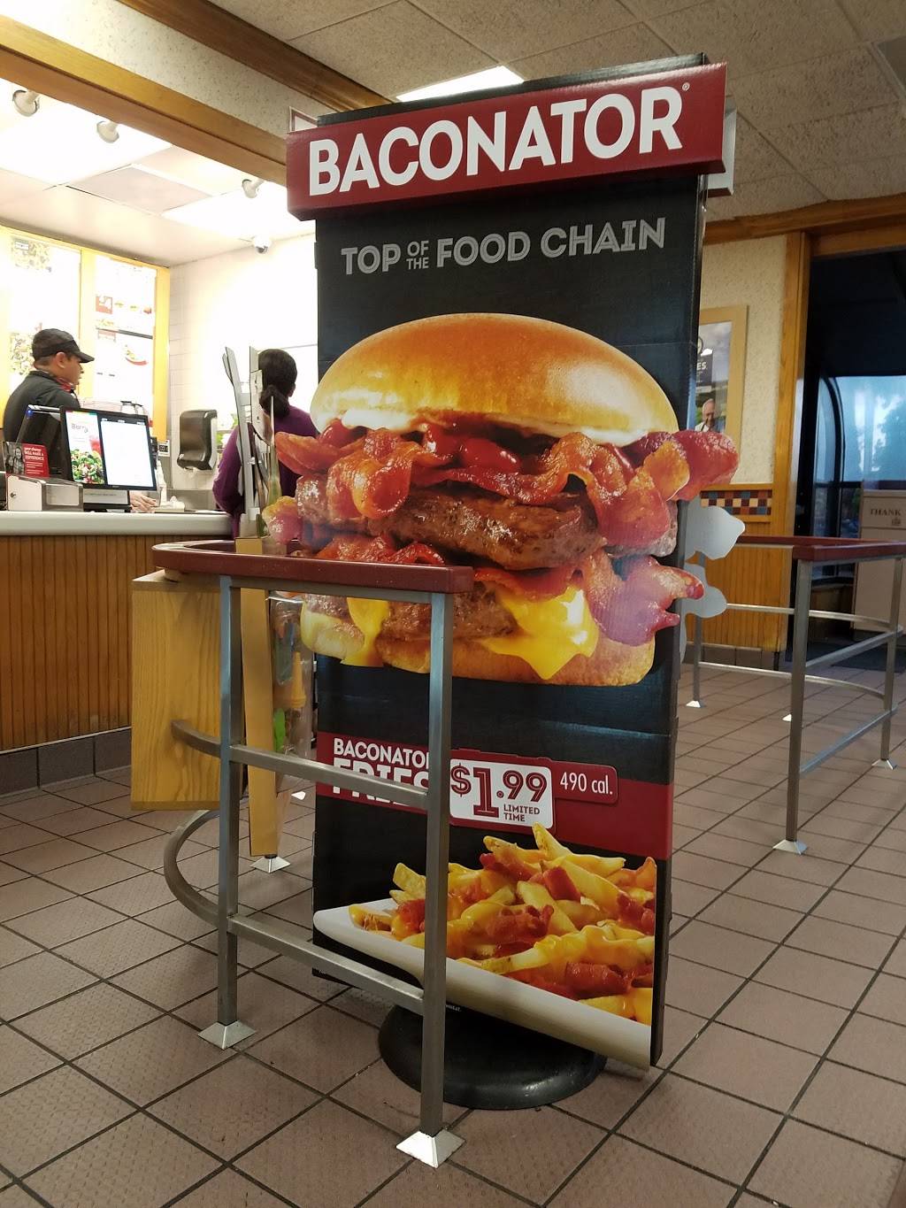 Wendys | restaurant | 500 E E Washington St, Petaluma, CA 94952, USA | 7077624790 OR +1 707-762-4790