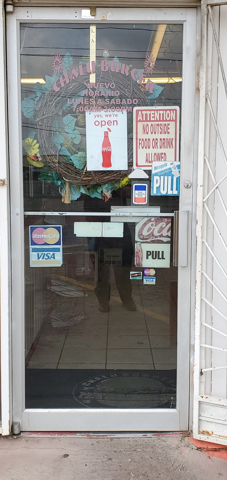 Chalu Burger | restaurant | 3810 E Saunders St, Laredo, TX 78041, USA | 9567124637 OR +1 956-712-4637