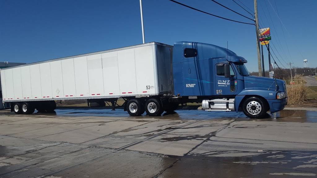 Flying J Travel Center | restaurant | 13019 Walton-Verona Rd, Walton, KY 41094, USA | 8594854400 OR +1 859-485-4400