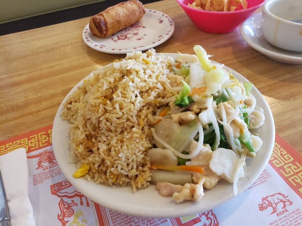 Yips ChopStick House | restaurant | 1024 E 53rd St, Anderson, IN 46013, USA | 7656428380 OR +1 765-642-8380