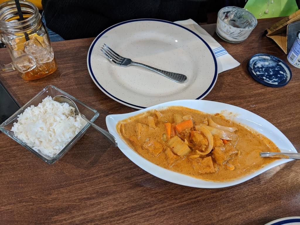 The Yard Thai Cuisine | restaurant | 5889 Kanan Rd, Agoura Hills, CA 91301, USA | 8185327272 OR +1 818-532-7272