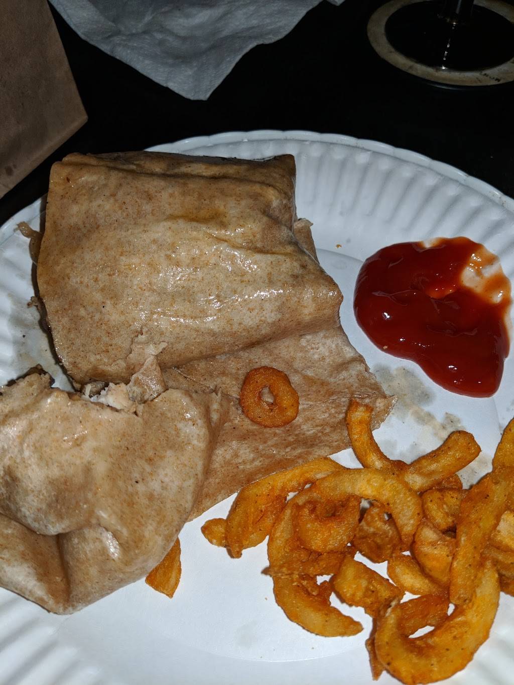 Schoolhouse Pizza | meal delivery | 3 School St, Quincy, MA 02169, USA | 6177444811 OR +1 617-744-4811