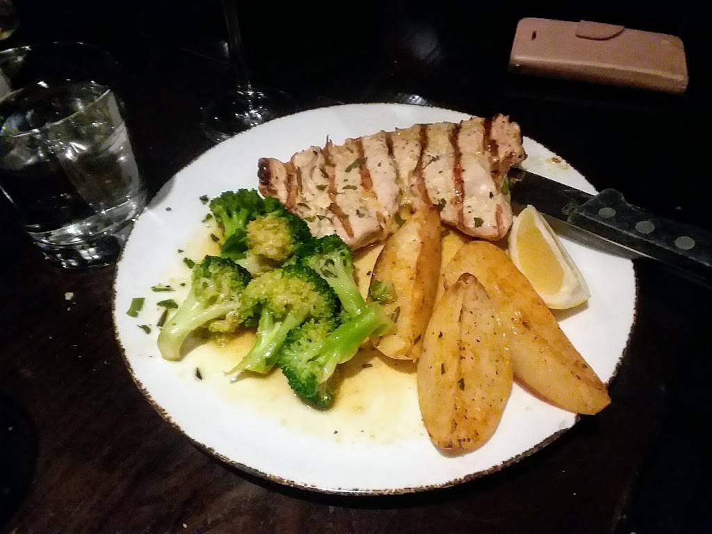 Mamma Marias Pizzeria & Ristorante | restaurant | 438 S York Rd, Bensenville, IL 60106, USA | 6303509550 OR +1 630-350-9550