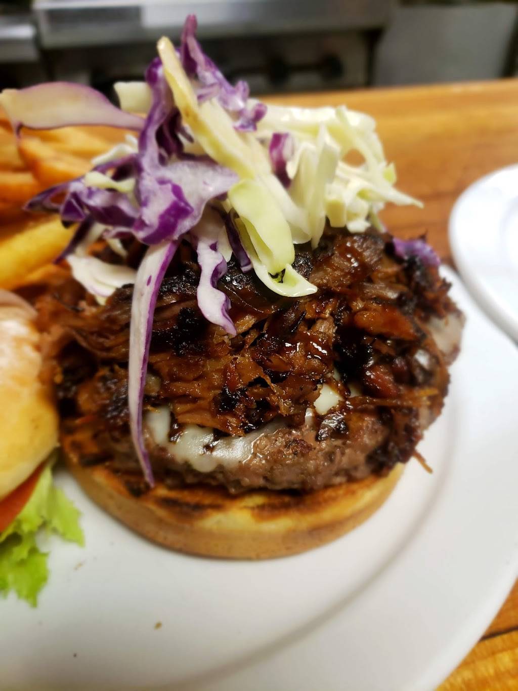 Triple J Roadhouse | restaurant | 16966 W Parks Hwy, Houston, AK 99694, USA | 9078923663 OR +1 907-892-3663